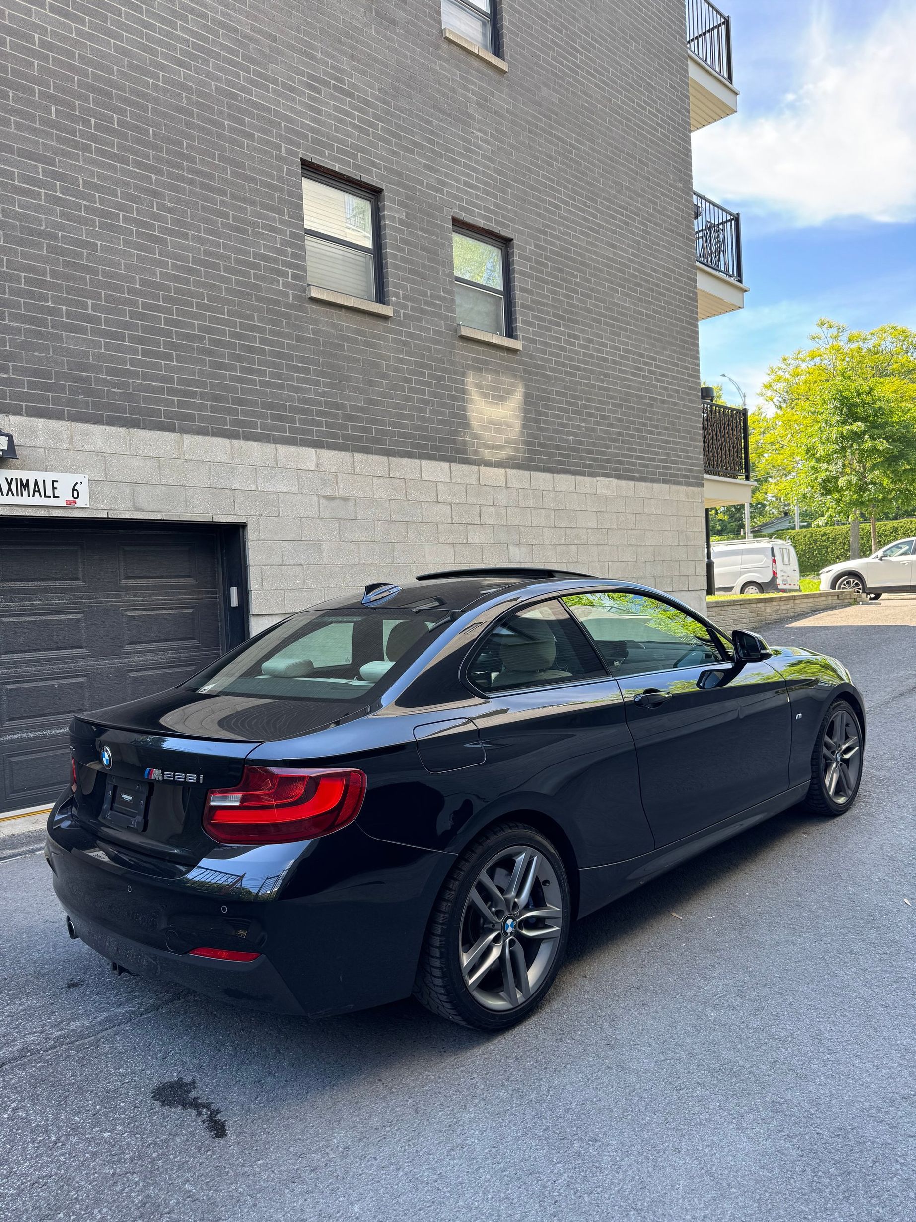 BMW 228i 2016 - Thumbnail 4