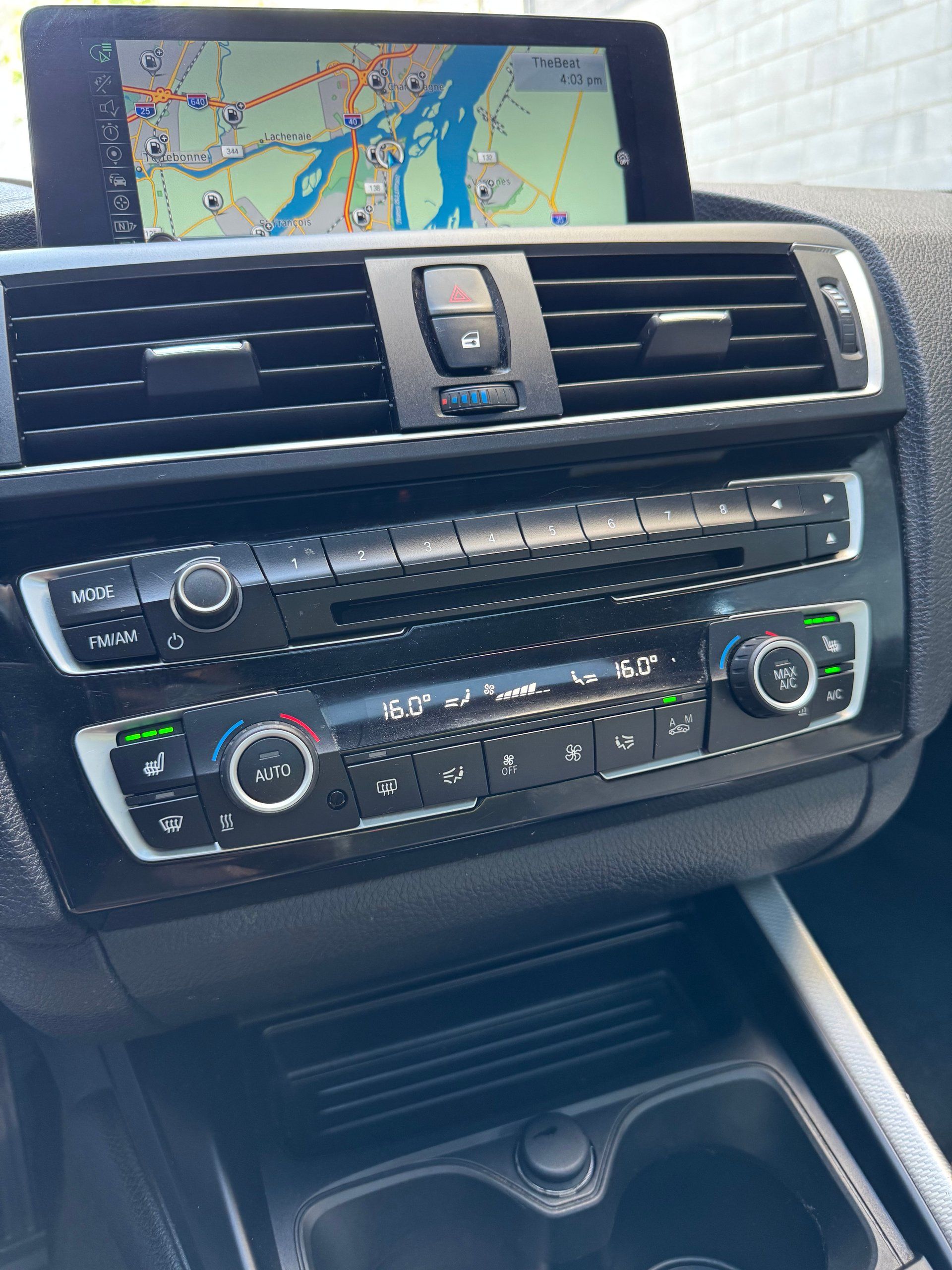 BMW 228i 2016 - Image 12