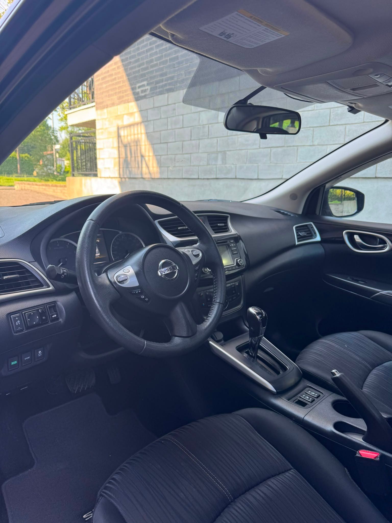 Nissan Sentra 2018 - Image 11