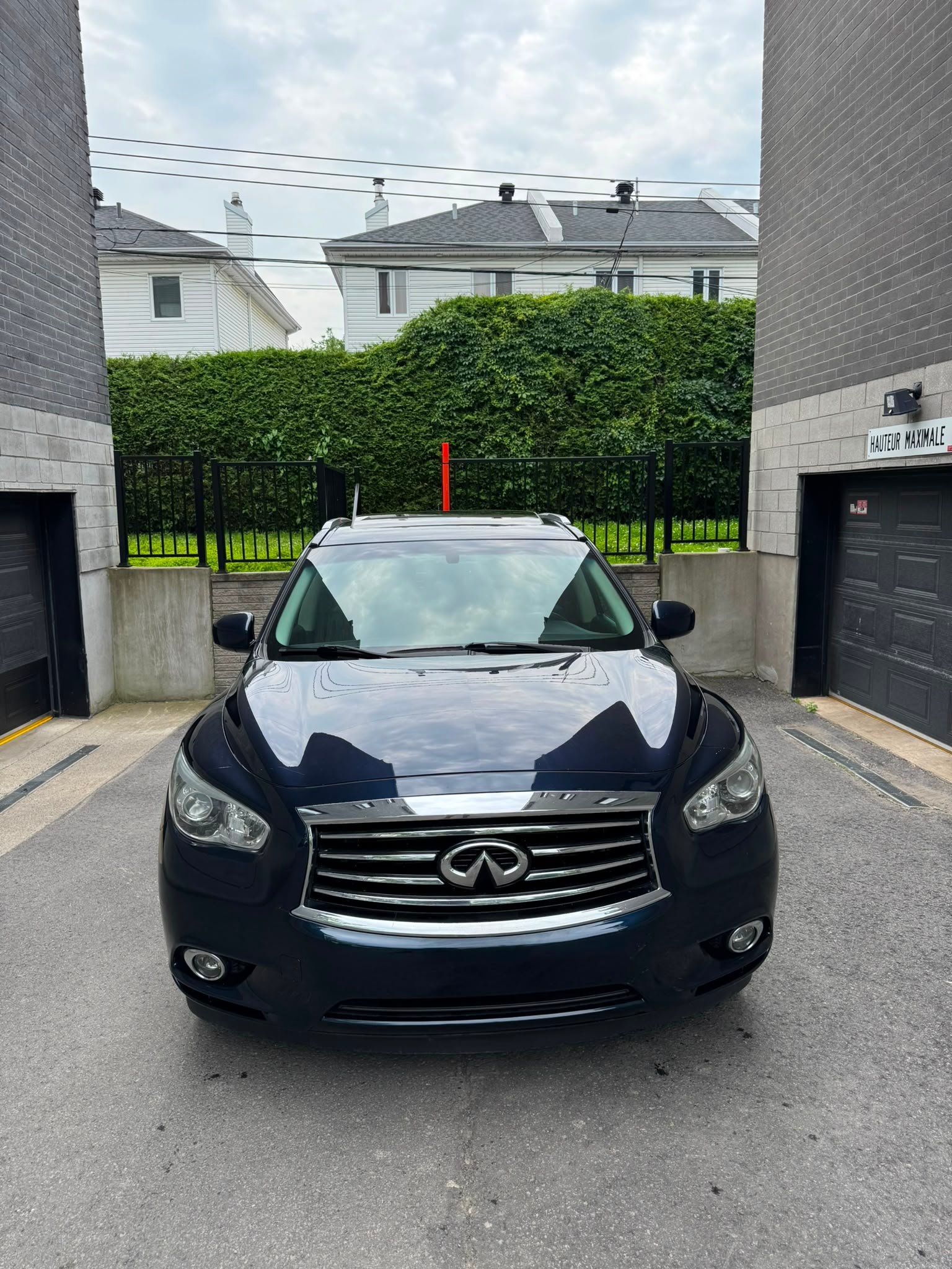INFINITI QX60 2015 - Image 2